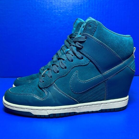 Nike Womens Dunks Sky Hi Essential Hidden Wedge Sneakers in Dark Sea Green 7.5 - Picture 4 of 13